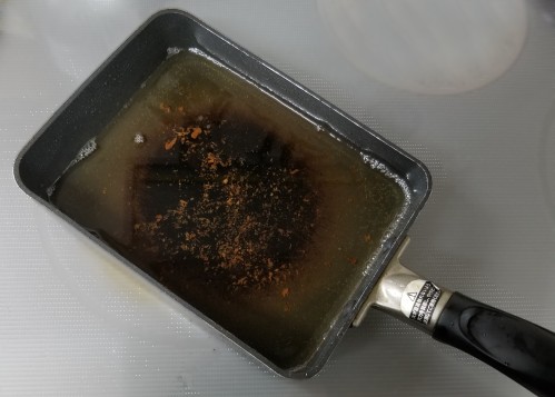 油こし器がない家庭でも揚げ油を簡単に再利用する方法