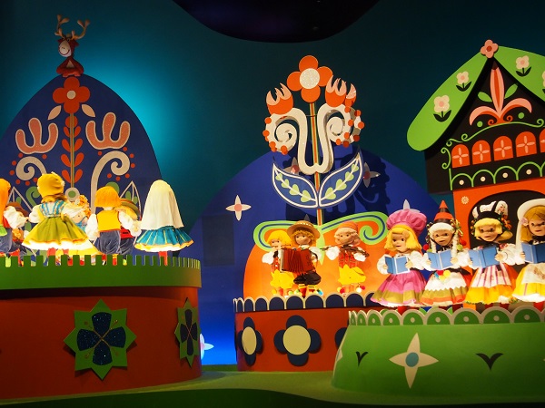 【東京ディズニーランド】イッツアスモールワールドのアトラクション