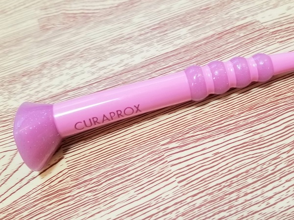 クラプロックスの子供用歯ブラシCK4260クラキッズのグリップ部分